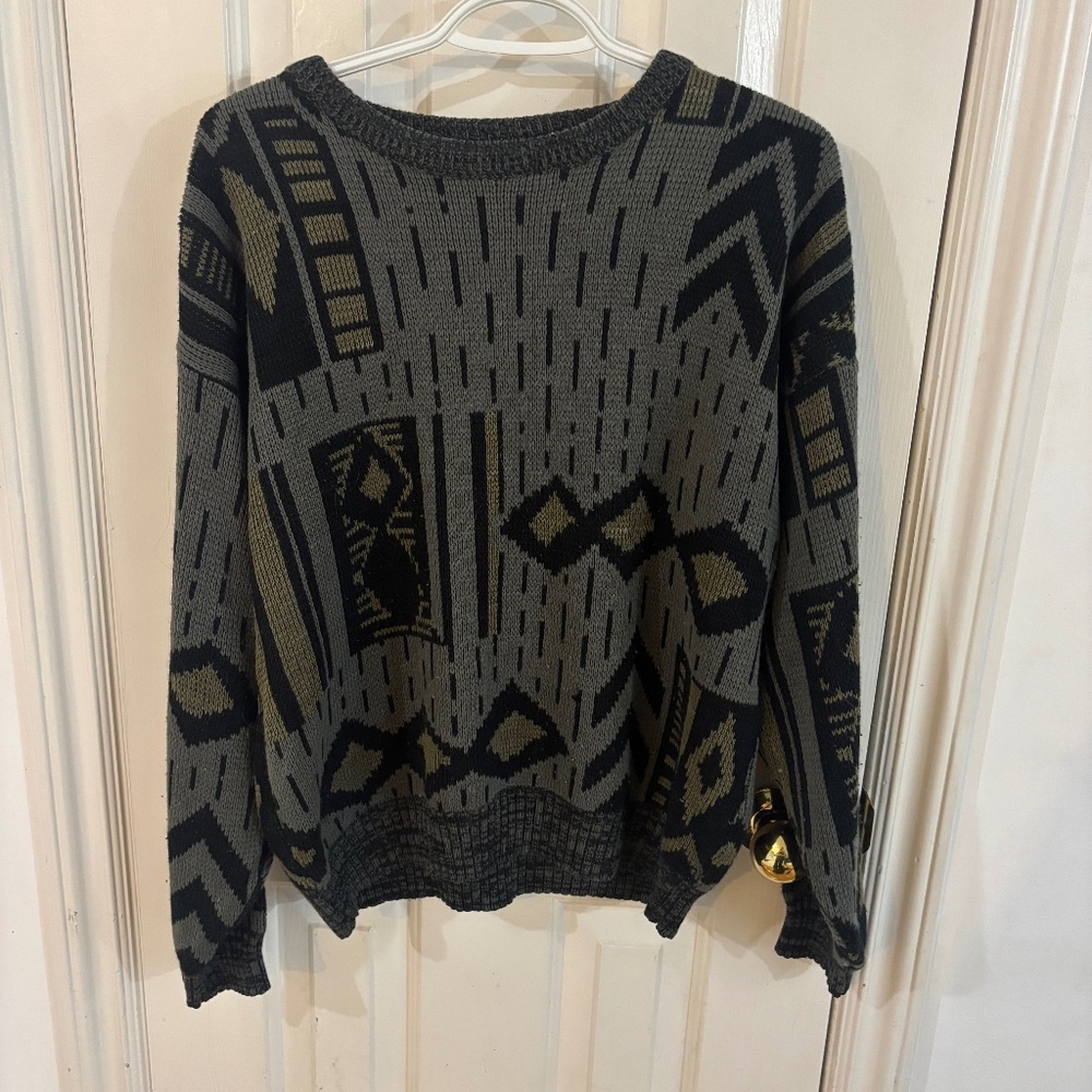 Vintage 1980s pattern sweater *accepting offers